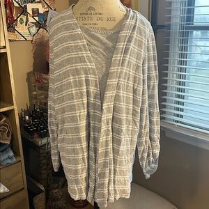 White Stag Light Gray Striped Long Sleeve Top - XL